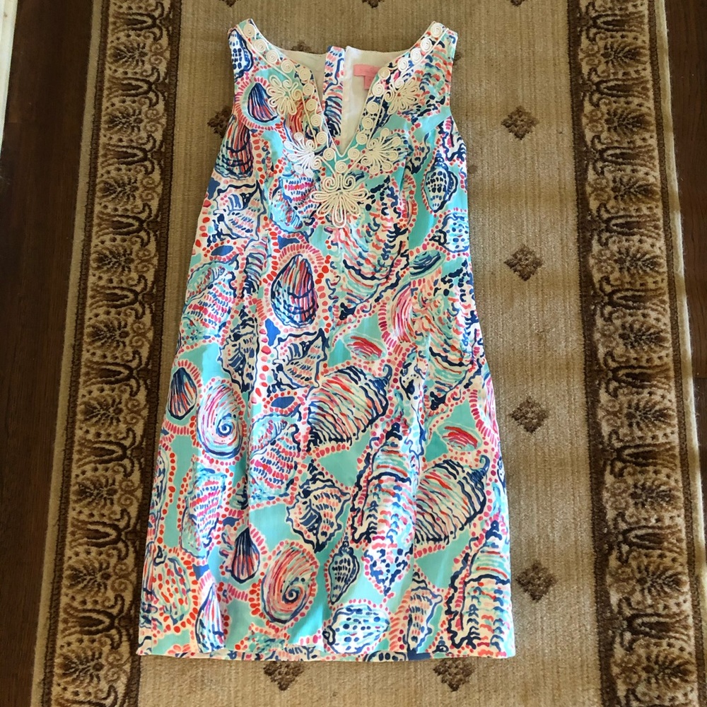 Adorable Lily Pulitzer sleeveless dress